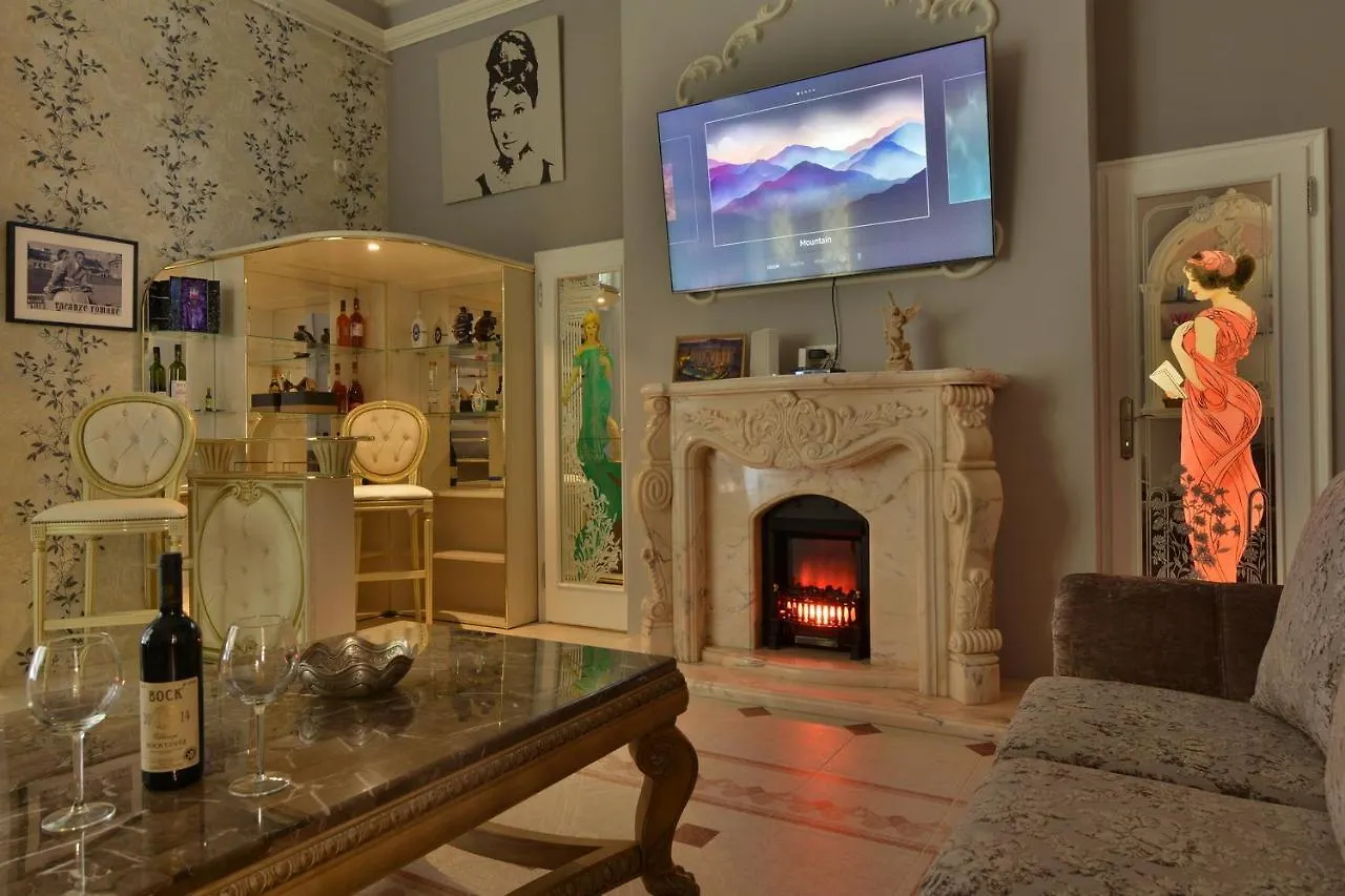 Roza Luxury Apartment Budapest