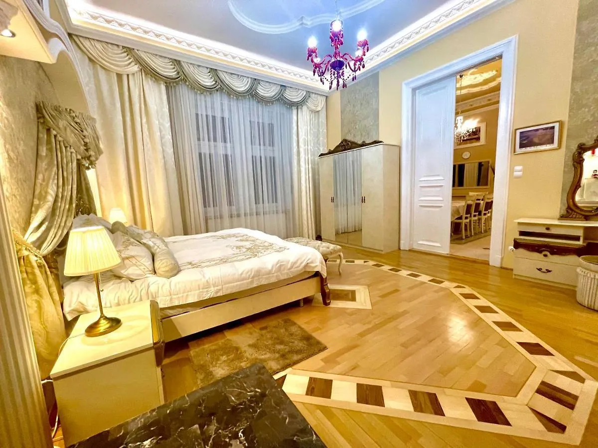Roza Luxury Apartment Budapest