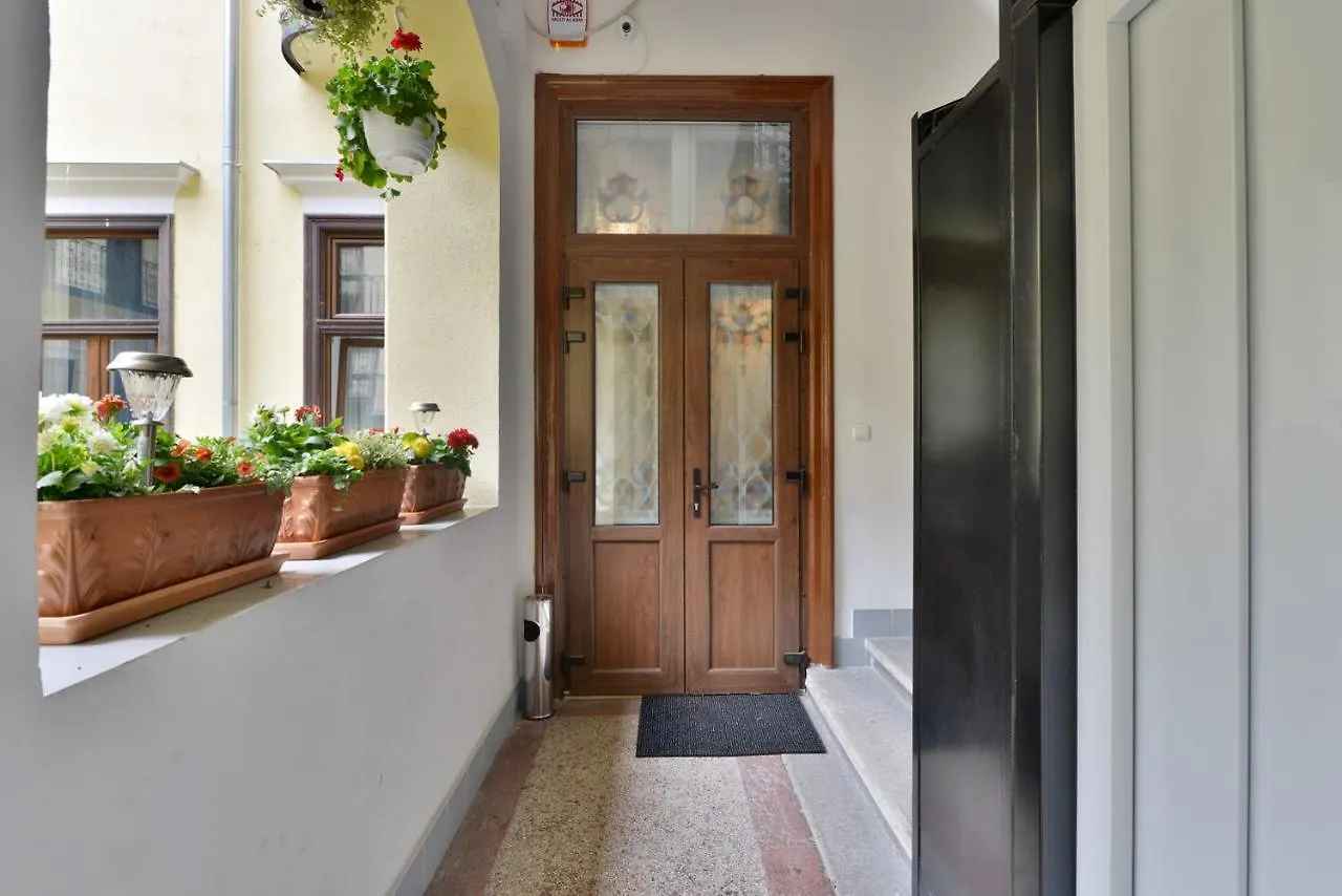 Roza Luxury Apartment Budapest Hungary