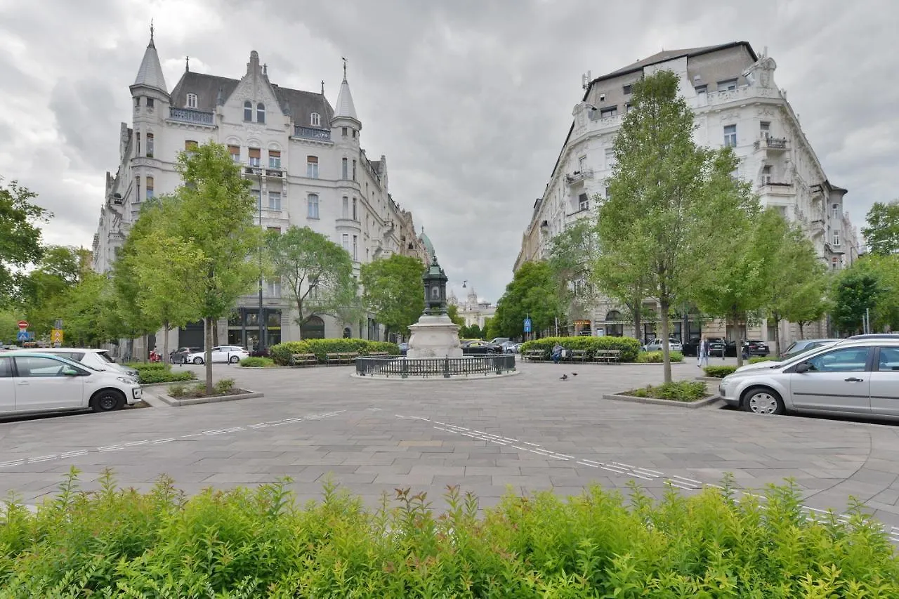 Roza Luxury Apartment Budapest 0*,