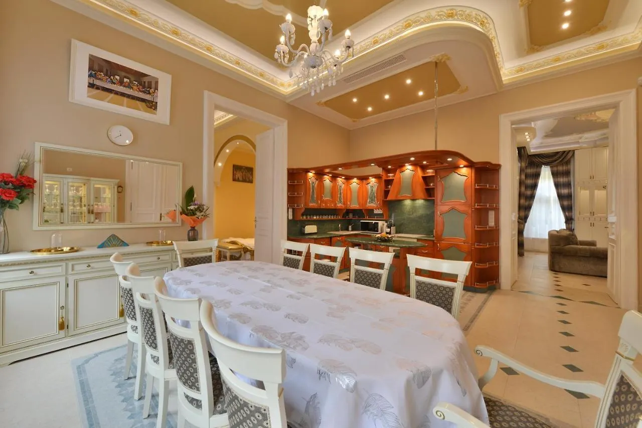 Roza Luxury Apartment Budapest