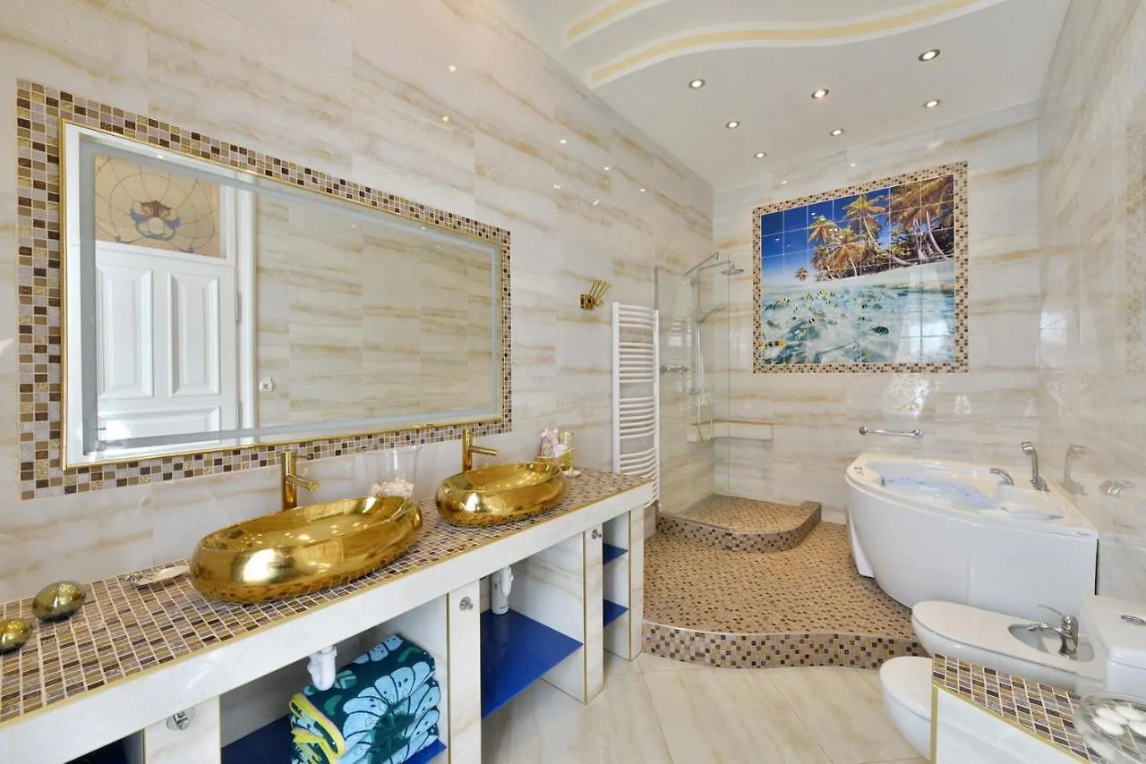 Roza Luxury Apartment Budapest